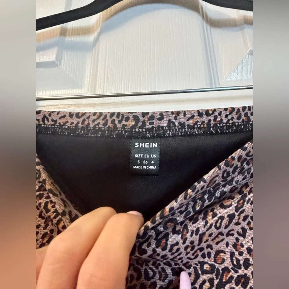 Leopard Print Mesh Lettuce Trim Skirt - Picture 2 of 6